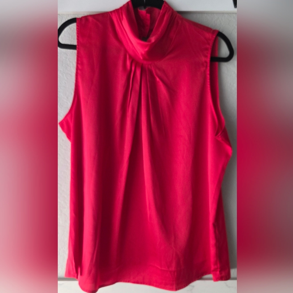 New York & Company Sleeveless Red Satin Top Size XL